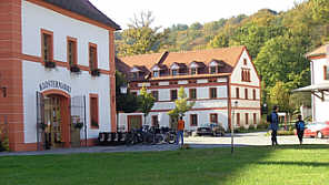 der Klostermarkt und das Gästehaus ''St. Franziskus''