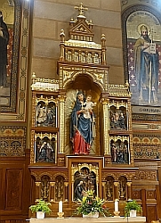 Altar in der Klosterkirche St. Marienthal