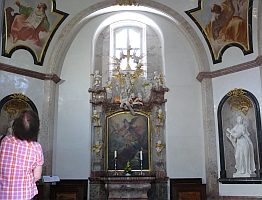 unsere Kreuzkapelle und Michaeliskapelle erstrahlt in neuem Glanz