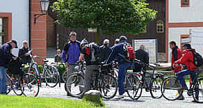 der Oder-Neiße-Radweg führt durch das Kloster St. Marienthal